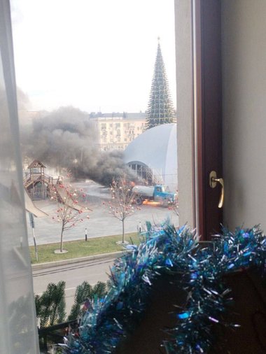 Rusia anunţă că un atac ucrainean asupra oraşului Belgorod s-a soldat cu 14 morţi şi peste 100 de răniţi şi promite că va riposta. Între timp, bilanţul atacului rusesc din ajun asupra Ucrainei a crescut la 39 de morţi - VIDEO