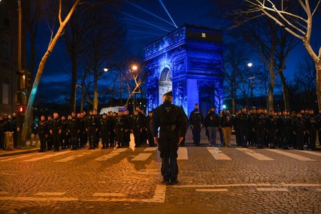 Noaptea de Anul Nou, test de securitate pentru Franţa înainte de Jocurile Olimpice. Peste 200 de persoane au fost arestate 