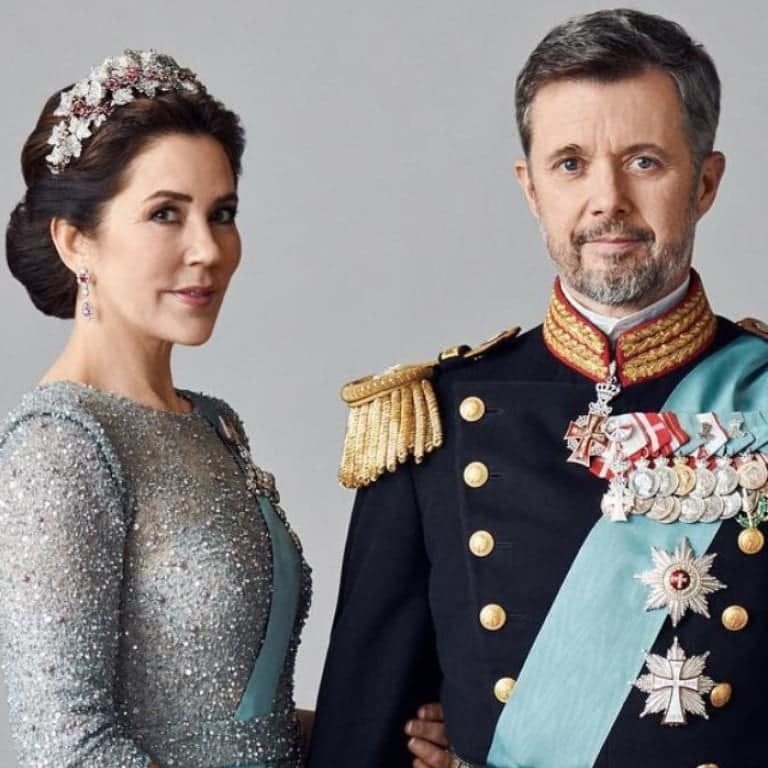 Cine este Frederik, viitorul monarh al Danemarcei? Are un masterat în ştiinţe politice, iar porecla sa este "Pingo"