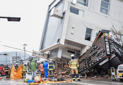 Bilanţul victimelor cutremurului de Anul Nou din Japonia creşte la 73 de morţi şi 400 de răniţi. Ploaia complică operaţiunile de salvare. Peste 34.000 de oameni refugiaţi în centre de primire. Zeci de mii de gospodării fără curent şi apă