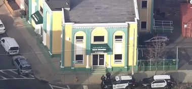 Un imam a fost împuşcat mortal în faţa unei moschei de lângă New York