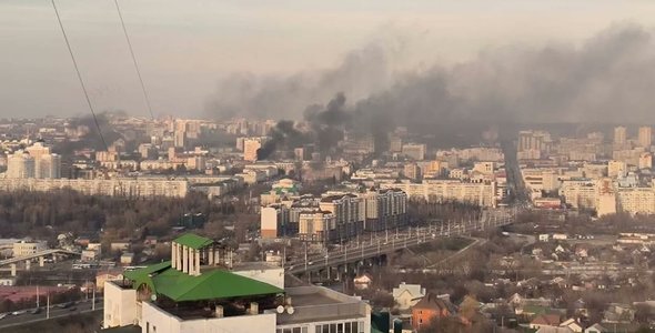 Pentru prima dată de la începutul războiului, autorităţile ruse îi îndeamnă pe locuitorii din Belgorod să-şi securizeze geamurile