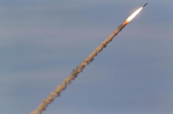 Rusia afirmă că a doborât patru rachete ucrainene care zburau deasupra Crimeei anexate