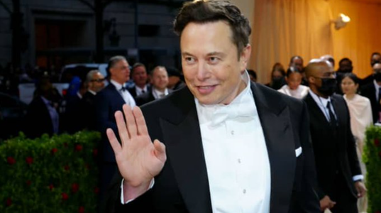 Cadre de la Tesla şi SpaceX, îngrijorate de faptul că Elon Musk consumă droguri