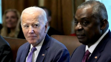 Cazul Lloyd Austin se complică şi mai mult. Casa Albă susţine că Biden a aflat abia marţi de cancerul de prostată al şefului Pentagonului, deşi vorbiseră sâmbătă la telefon. Congresul a lansat o anchetă