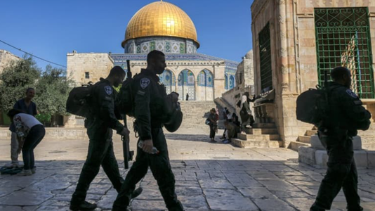 Poliţia israeliană şi Shin Beth anunţă că au dejucat planuri de atentate inspirate de Statul Islamic şi arestarea a doi tineri palestinieni din Ierusalimul de Est
