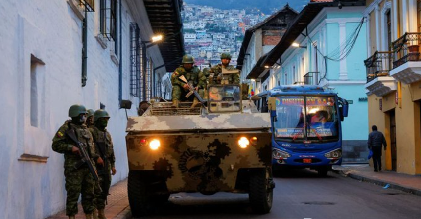 Toţi gardienii ţinuţi ostatici de deţinuţi în închisori din Ecuador au fost eliberaţi