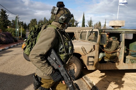 Un soldat israelian a fost rănit într-un schimb de focuri cu un grup neidentificat de-a lungul frontierei egiptene
