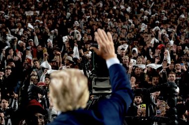 UPDATE - Donald Trump, câştigător clar ar cursei pentru nominalizarea republicană în Iowa: Mulţumesc, Iowa, vă iubesc pe toţi! / DeSantis reuşeşte să o surclaseze pe Haley, iar Ramaswamy se retrage din cursa electorală şi îl susţine pe fostul preşedinte
