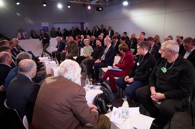 Putin este un "prădător" care nu se mulţumeşte cu "produse congelate", avertizează Zelenski la Davos