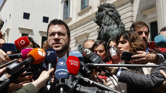 Guvernul lui Sanchez declasifică, la cererea justiţiei, documente privind spionarea preşedintelui catalan Pere Aragones