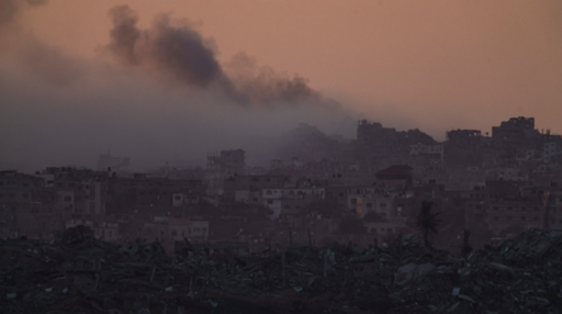 Israelul bombardează intensiv sudul Fâşiei Gaza, după ce anunţă sfârşitul fazei ”intensive” a războiului. UE înscrie numele liderului Hamas Yahya Sinwar, pe lista ”teroristă”. 1% din populaţia palestiniană, ucisă în război, anunţă Hamas. Doi militari israelieni ucişi în enclavă