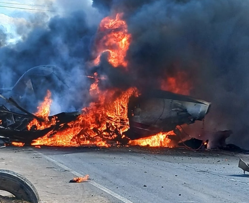 Un mort şi patru răniţi în Chile, după ce un avion se loveşte de un stâlp electric şi se prăbuşeşte peste un camion şi o maşină