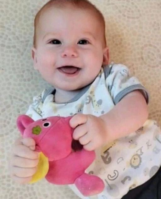Familia marchează prima aniversare a lui Kfir Bibas, cel mai tânăr ostatic luat în Gaza
