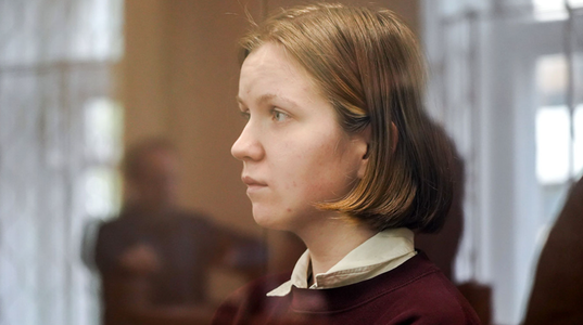 Parchetul rus cere condamnarea la 28 de închisoare a Dariei Trepova, o tânără acuzată de asasinarea cu explozivi a bloggerului militar rus Vladlen Tatarski