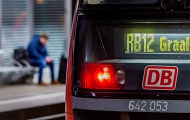 Conductorii de tren din Germania, chemaţi la o grevă de şase zile începând de miercuri, cea mai lungă, cu privire la creşterea salariilor şi reducerea timpului de muncă