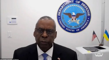 Secretarul american al apărării şi-a făcut prima apariţie publică de la spitalizare, dar a făcut-o virtual, de acasă