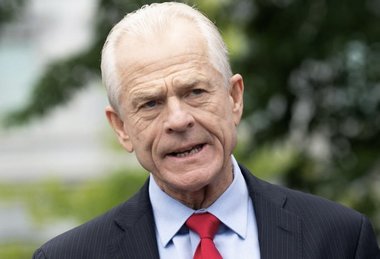 Peter Navarro, fost consilier al lui Trump, a fost condamnat la 4 luni de închisoare pentru că a sfidat o citaţie a Congresului