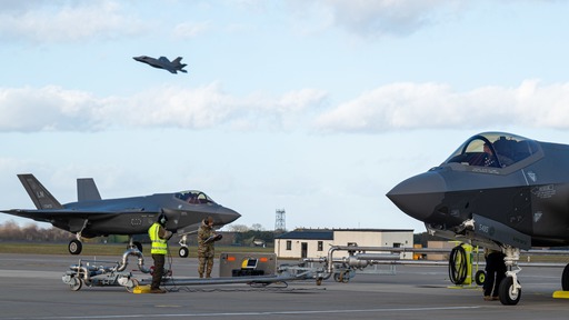 SUA intenţionează să amplaseze arme nucleare în Marea Britanie - presă