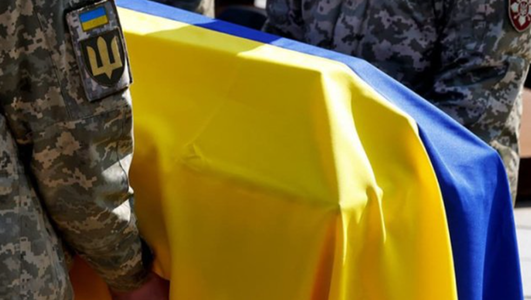 Kievul repatriază rămăşiţele a 77 de militari ucişi în Războiul din Ucraina, în pofida prăbuşirii unui avion militar rus în condiţii tulburi. Anchete în ambele ţări, Kremlinul respinge ideea de a publica probe ale prezenţei unor prizonieri ucraineni la bo