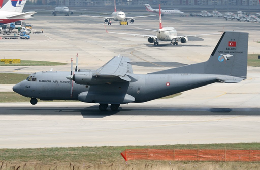 Un avion militar turc de tip C-160T Transall, de comandament, îngrozeşte şoferii din Kayseri, unde a zburat aproape de sol în centrul oraşului, după un ”incident tehnic”