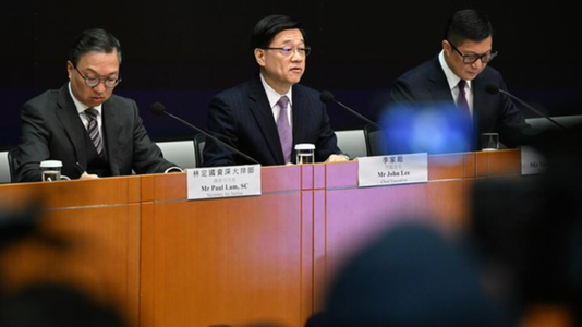 Hong Kongul urmează să creeze ”cât mai rapid” propria lege a ”securităţii naţionale”, anunţă şeful Executivului local John Lee