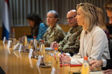 Trei aliaţi din NATO au semnat un acord pentru accelerarea desfăşurărilor militare pe flancul estic: "Avem nevoie de un Schengen militar"