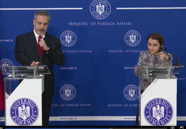 Ministrul turc de externe: Cruzimile din Gaza au devenit insuportabile /Invit Israelul să aplice imediat decizia CIJ privind măsurile preventive şi încetarea focului/Invit opinia publică mondială să facă tot ce e necesar pentru a împiedica acest masacru 
