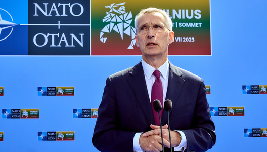 Şeful NATO minimalizează temerile că o realegere a lui Trump ar slăbi alianţa