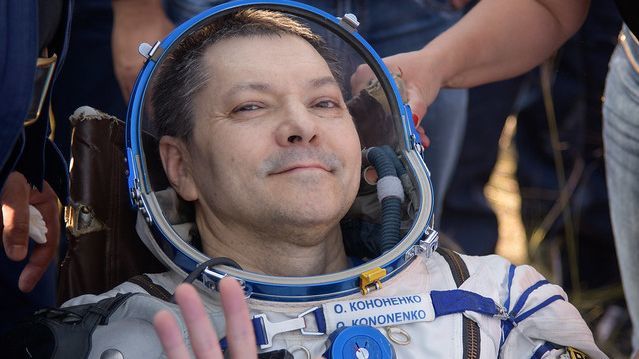 Cosmonautul Oleg Kononenko va stabili duminică recordul pentru cel mai mult timp petrecut în spaţiu