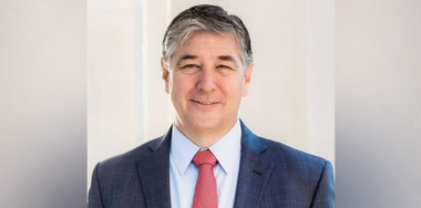 Un fost membru al administraţiei Trump, Mike Gill, moare din cauza rănilor după ce a fost împuşcat într-o parcare la Washington de un tânăr care voia să-i fure maşina. Atacatorul, ucis prin împuşcare de poliţişti