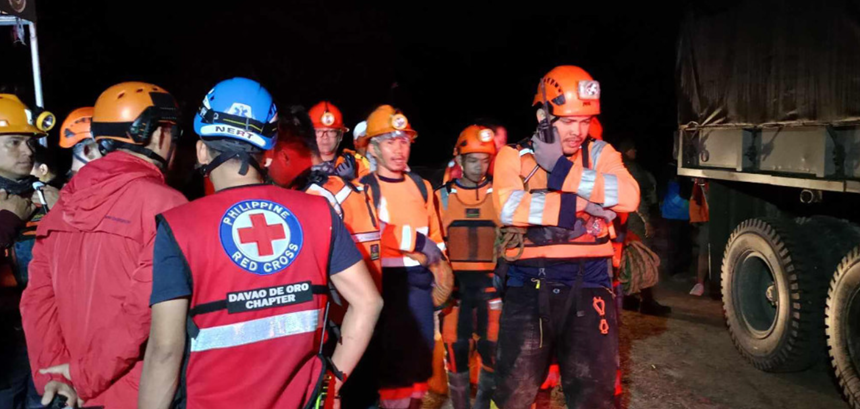 Cel puţin cinci morţi şi 31 de răniţi în sudul Filipinelor, în urma unei alunecări de teren într-un sat minier în Davao de Oro, care a îngropat două autobuze cu mineri şi mai multe locuinţe