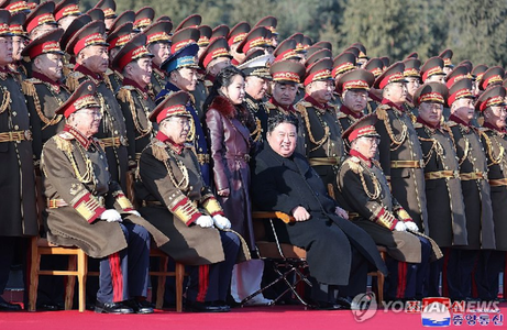 Kim Jong Un ameninţă, la marcarea înfiinţării armatei nord-coreene, să ”pună capăt” Coreei de Sud în cazul unui atac