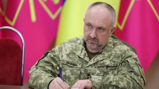 Zelenski îl numeşte pe fostul ministru adjunct al apărării Oleksandr Pavliuk ca nou şef al forţelor terestre, în locul lui Sîrski