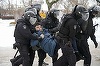 UPDATE - Peste 400 de persoane au fost reţinute în Rusia la evenimentele organizate în memoria lui Alexei Navalnîi, potrivit grupului OVD-Info