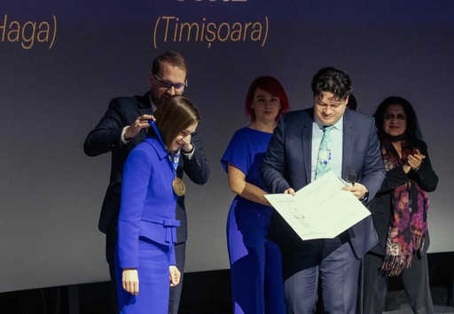 Republica Moldova - Preşedinta Maia Sandu donează Premiul „Timişoara pentru Valori Europene" organizaţiei „Prietena mea", despre care afirmă că ”este vocea copiilor cu sindromul Down şi promovează incluziunea lor”
