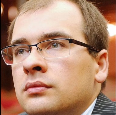 Ivan Secin, fiul şefului Rosneft, a murit în circumstanţe "ciudate", la numai 35 de ani. Fiul magnatului, apropiat de Putin, fusese decorat de Kremlin la numai 26 de ani