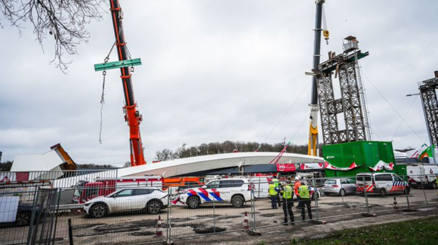 Cel puţin doi morţi şi doi răniţi în estul Olandei, în surparea unui pod aflat în construcţie la Lochem