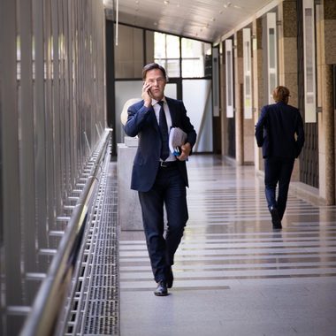 POLITICO: Mark Rutte, în "pole position" pentru a fi următorul şef al NATO. Ce ţări mai au reticenţe în privinţa lui