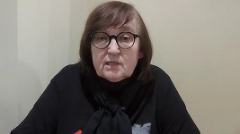 Mama lui Navalnîi spune că a văzut trupul fiului ei, dar îi acuză pe anchetatorii ruşi că vor să-l îngroape în secret