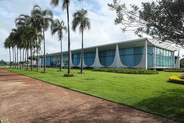 Brazilia: Anchetă lansată după o tentativă de intrare forţată în palatul prezidenţial