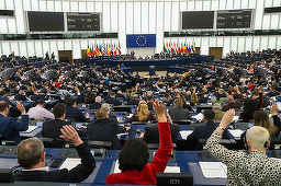 Parlamentul European reglementează publicitatea politică. Textul interzice unor entităţi cu sediul în afara UE să finanţeze publicitate politică în UE cu trei luni înaintea unui scrutin sau referendum