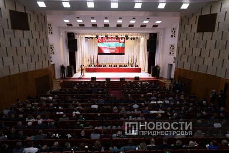 UPDATE - Transnistria vrea să fie „suverană”. Congresul convocat la Tiraspol a decis „să se adreseze” celor două camere ale parlamentului rus şi comunităţii internaţionale pentru ajutor şi „protecţie” / Principalele puncte ale rezoluţiei