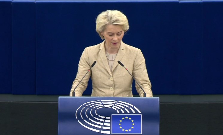 Ursula von der Leyen propune ca profiturile activelor ruseşti îngheţate să fie folosite pentru armata ucraineană