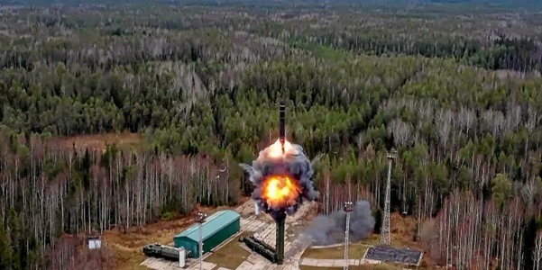 Moscova, pe cale să tragă o rachetă balistică de testare