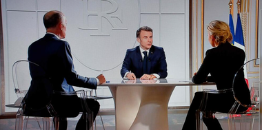 Macron avertizează, într-un interviu televizat, că ”securitatea UE şi a francezilor se joacă” în Ucraina şi îndeamnă la un ”salt” împotriva unui Kremlin care şi-a ”înăsprit tonul”, ”Dacă Rusia învinge în acest război, credibilitatea UE va fi redusă la zero”