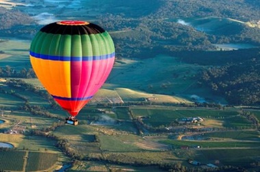 Australia: Un bărbat a murit după ce a căzut dintr-un balon cu aer cald