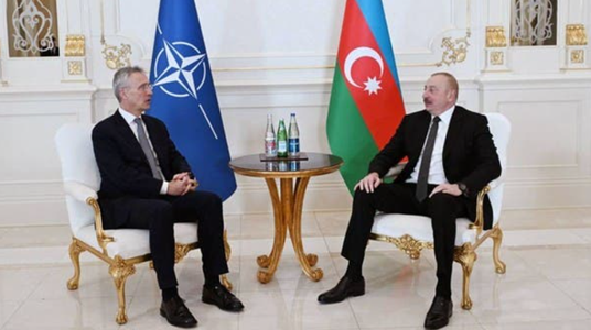 Modificările climatice sunt un ”multiplicator al crizei”, apreciază secretarul general al NATO Jens Stoltenberg într-o vizită în Azerbaidjan