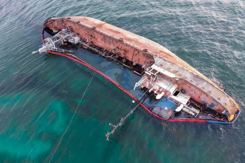 Opt morţi şi doi dispăruţi în sud-vestul Japoniei, în urma răsturnării unei nave cisternă sud-coreene, Keoyoung Sun, cu 980 de tone de acid acrilic la bord