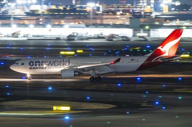 O cursă a companiei Qantas a aterizat cu un singur motor, după o problemă avută cu un avion Airbus